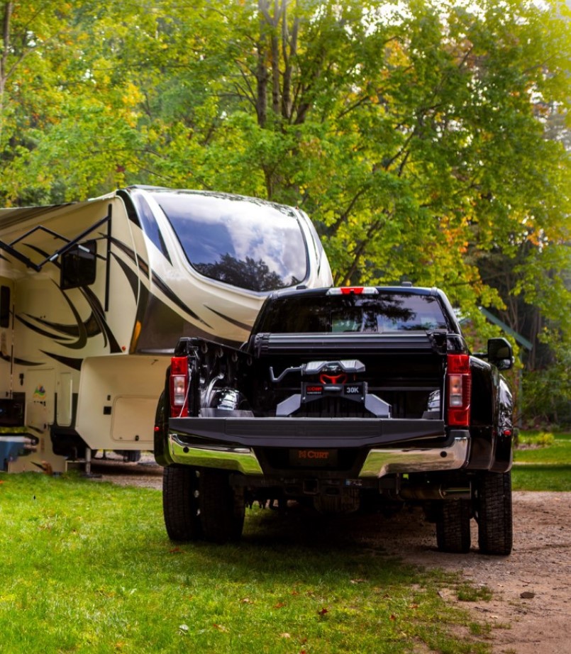 truck towing trailer